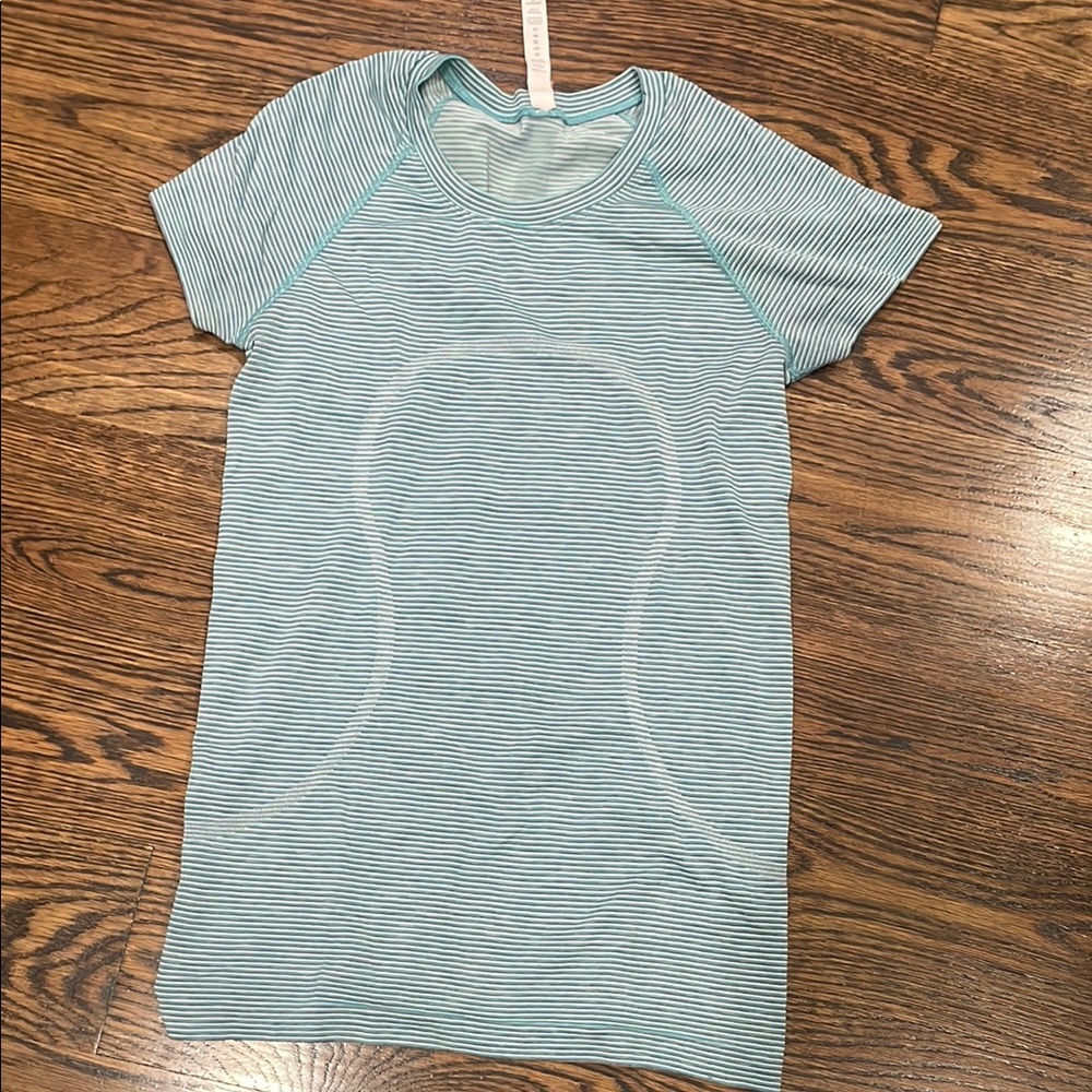 Lululemon swiftly tech